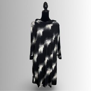 Alfani Black and White Long Sleeve Shift Dress